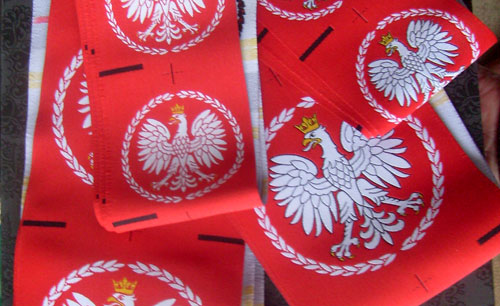 żakardowe tkanie orła